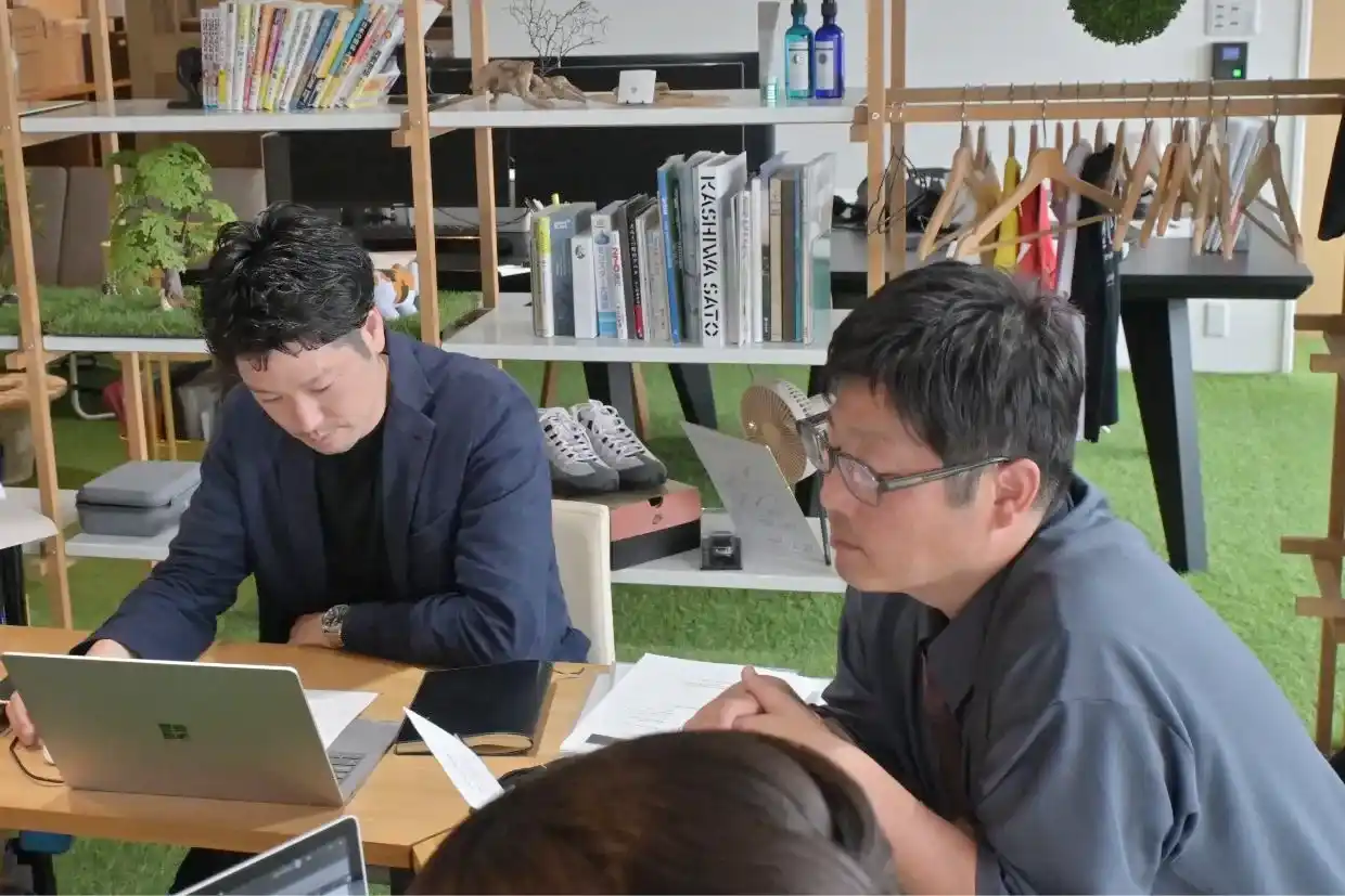 <br />
<b>Notice</b>:  Undefined variable: item_name in <b>/home/users/1/ichi-kichi/web/quiet2015.com/recruit/organisation.php</b> on line <b>130</b><br />
