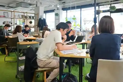 岡崎市、豊橋市の保険代理店、株式会社クワイエットの、組織紹介ページへのリンクボタン画像